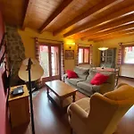 Apartament Aparthotel Areu Areu