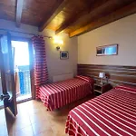 Aparthotel Areu 4*