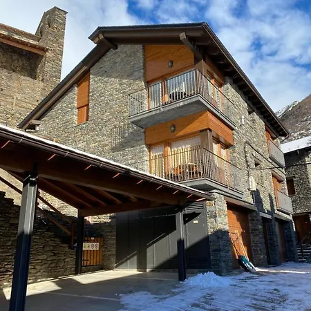Aparthotel Areu Appartement 4*