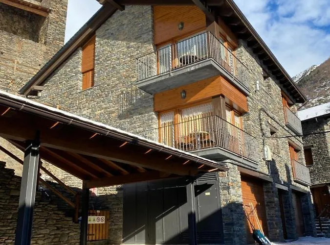 Apartahotel Àreu Apartamento 4*