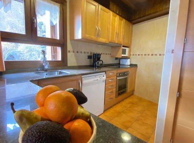 Apartahotel Àreu Apartamento 4*